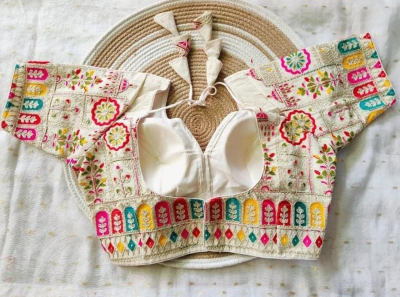 Cream base with vibrant multicolour embroidery - Image 3