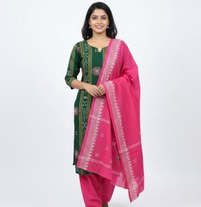 Green Printed Kurta Set With Pink Dupatta