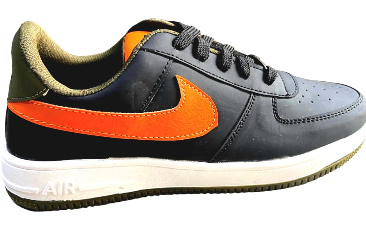 CANVAS NIKE SHEAKERS SHOES