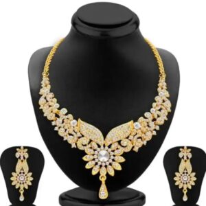 Gold Polish Necklace Set