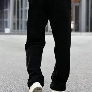 Mem Black Straight Jean