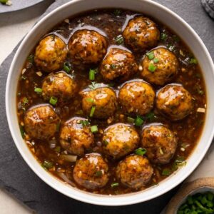 Veg Manchurian (8 Pcs)