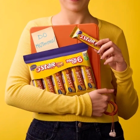 Cadbury 5 Star Chocolate Bar Kitted Pack - Image 5