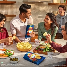 Lay's India's Magic Masala Potato Chips - Image 8