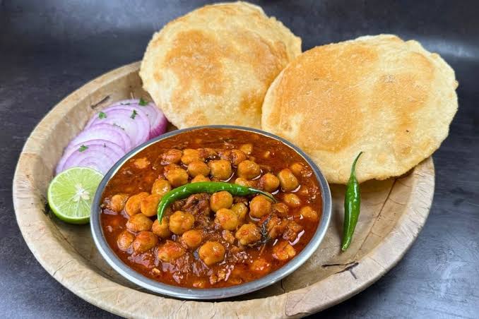 Chhole Bhature - Image 4